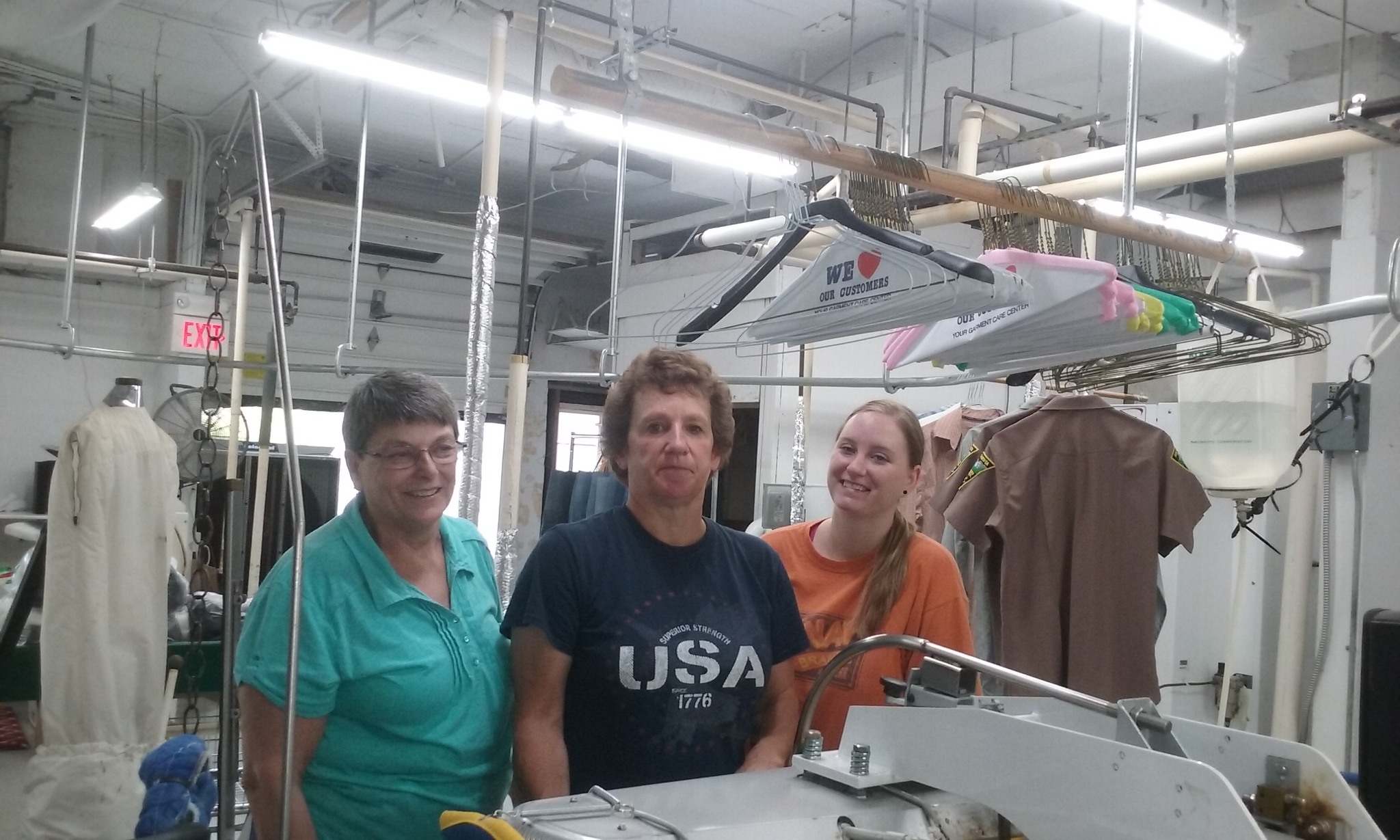 kathy harvey plant manager, patti blake, lead presser, and laci ginsbach, presser