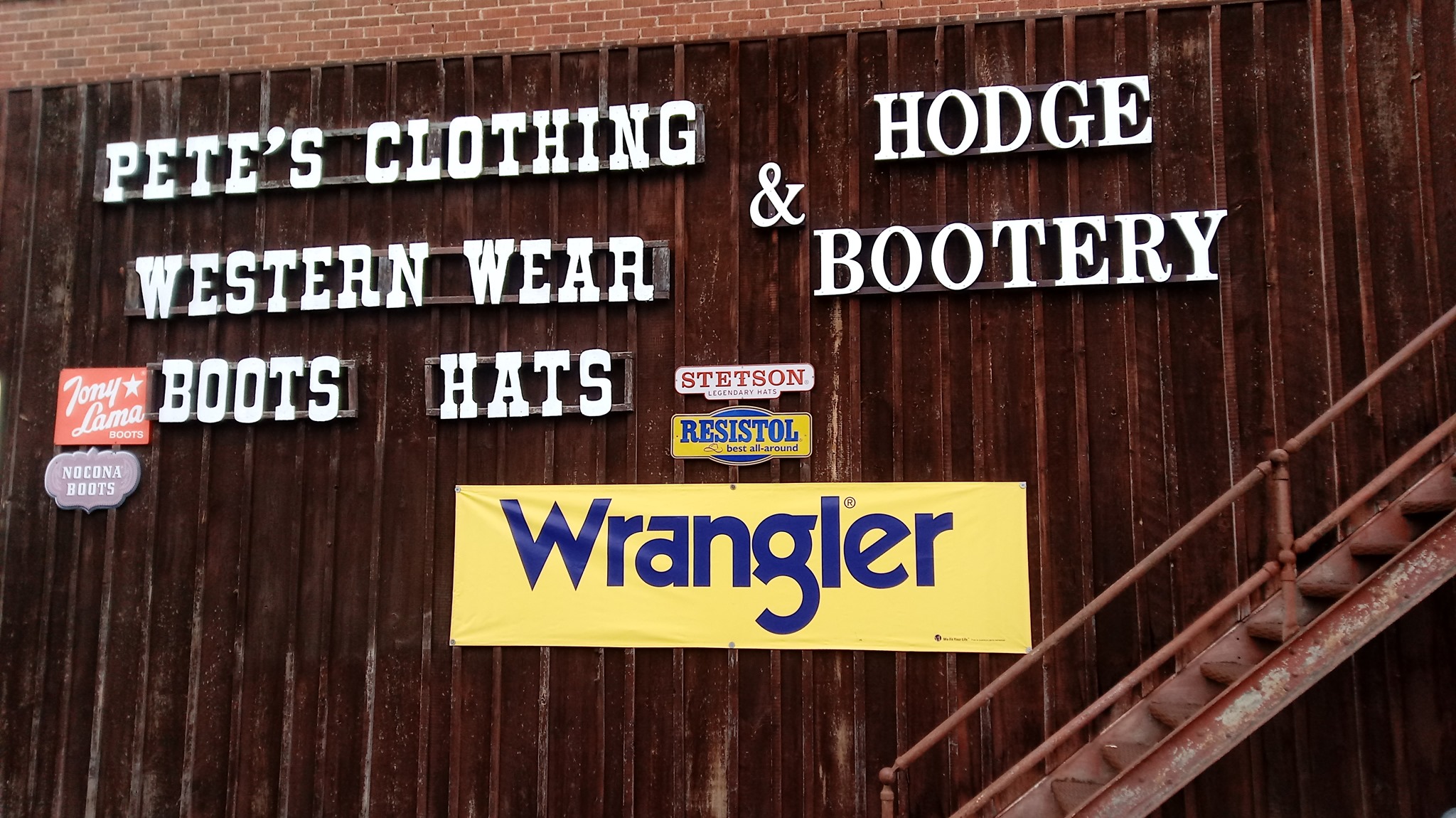 Pete’s Clothing & Hodge’s Bootery